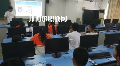 蘭州紅古區(qū)職教中心2020年報(bào)名條件、招生要求、招生對(duì)象