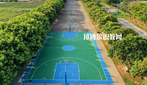 佛山順德區鄭敬詒職業技術學校2020年學費、收費多少