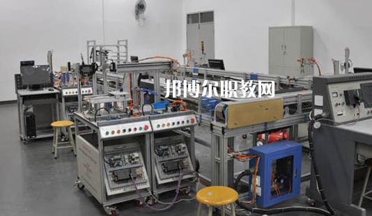 深圳第二高級技工學校2020年報名條件、招生要求、招生對象