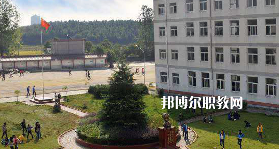 桐城中華職業(yè)學校怎么樣、好不好