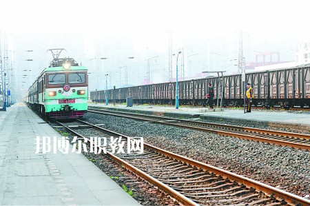 廣西2021年鐵路學校都有什么專業適合男生