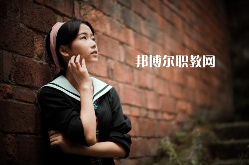 成都2021年幼師學校大專好的學校