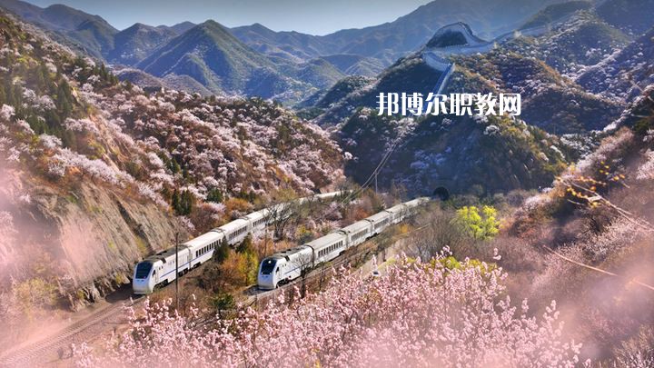 洛陽商業職業中等專業學校怎么樣、好不好