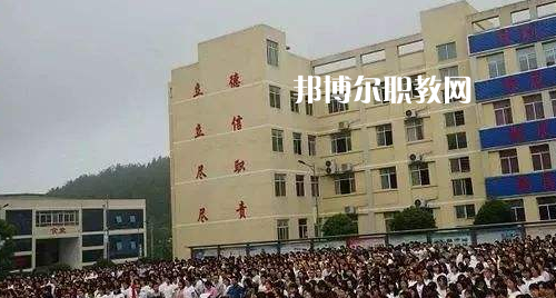 銅仁市川硐農(nóng)業(yè)中學2021年招生辦聯(lián)系電話
