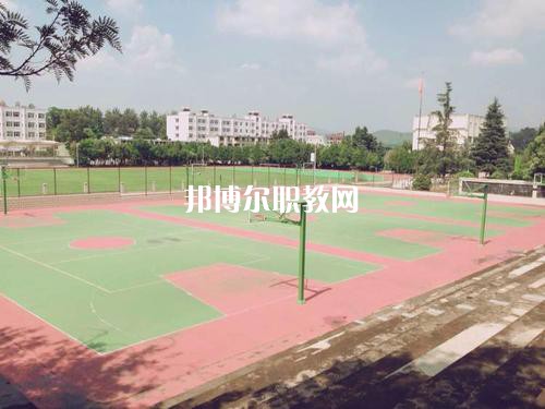 楚雄醫(yī)藥高等專科學校怎么樣、好不好