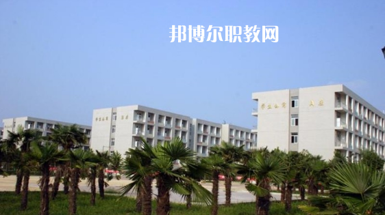 云南夏蒙衛(wèi)生學(xué)校2021年報(bào)名條件、招生要求、招生對象