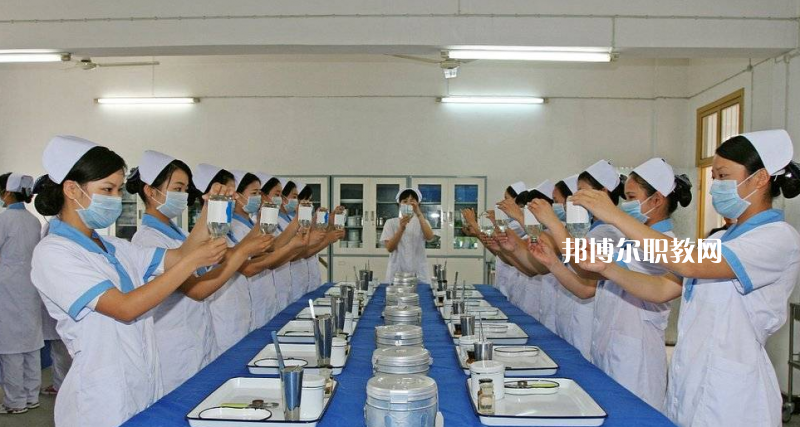 河北2022年衛校什么專業適合男生