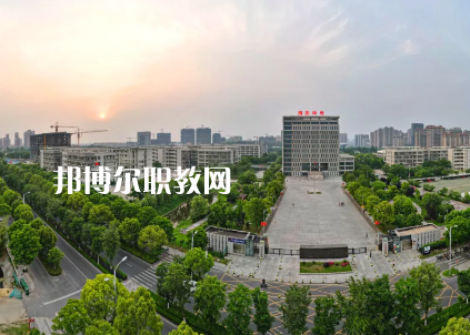 江蘇海安中等專業(yè)學(xué)校2022年報名條件、招生要求、招生對象