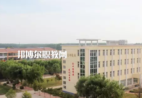 江蘇省金山中等專業(yè)學校2022年招生辦聯(lián)系電話