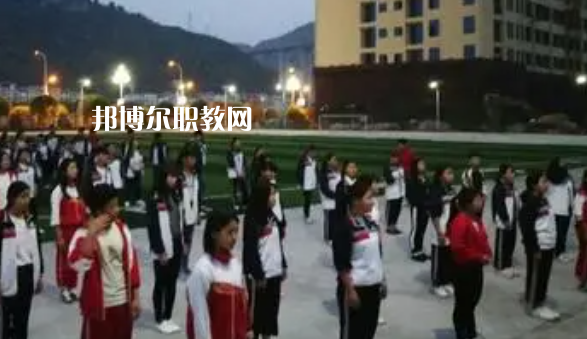 沿河土家族自治縣中等職業(yè)學(xué)校2022年報(bào)名條件、招生要求、招生對(duì)象