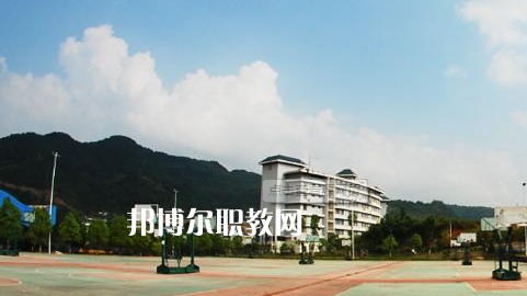 銅仁工業學校2022年報名條件、招生要求、招生對象