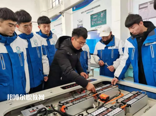 唐山金橋中等專業學校2022年招生辦聯系電話