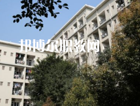重慶輕工業學校2022年報名條件、招生要求、招生對象