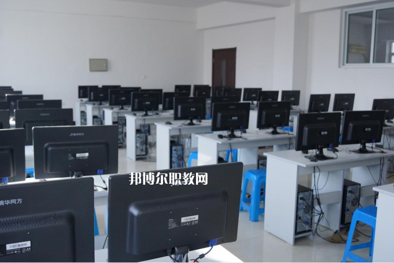 石家莊萬搏中等專業(yè)學(xué)校2022年報名條件、招生要求、招生對象