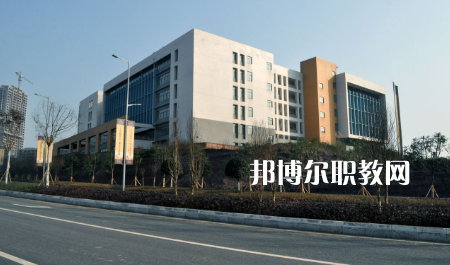 重慶建材技工學校2022年報名條件、招生要求、招生對象