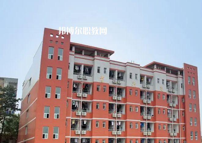 四川瀘縣建筑職業(yè)中專學校2022年報名條件、招生要求、招生對象