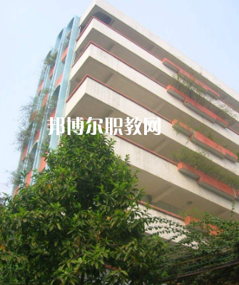 肇慶衛(wèi)生學(xué)校2022年報(bào)名條件、招生要求、招生對(duì)象