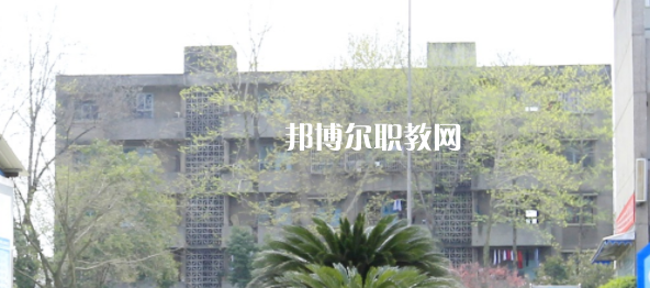 成都汽車(chē)職業(yè)技術(shù)學(xué)校2022年宿舍條件