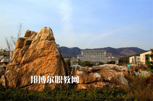 鎮江技師學院2022年招生辦聯系電話