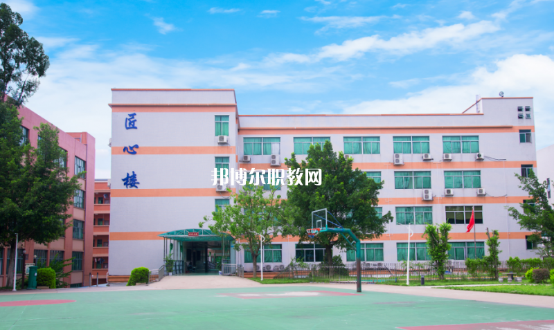 寧洱縣職業(yè)高級(jí)中學(xué)2022年報(bào)名條件、招生要求、招生對(duì)象