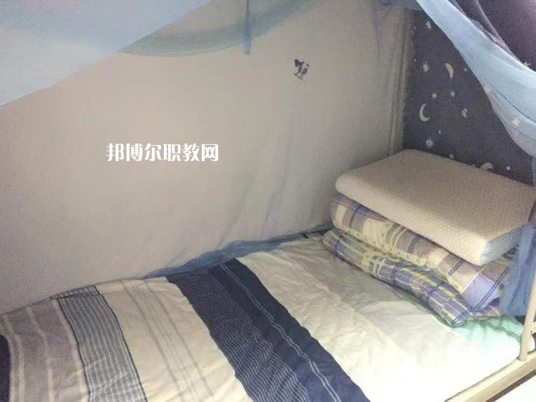 南京財經高等職業(yè)技術學校2022年宿舍條件
