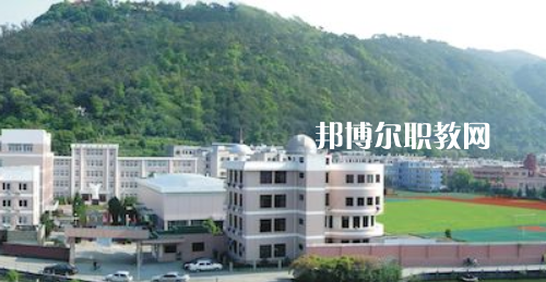 昆明鐵路機(jī)械學(xué)校2022年報(bào)名條件、招生要求、招生對(duì)象