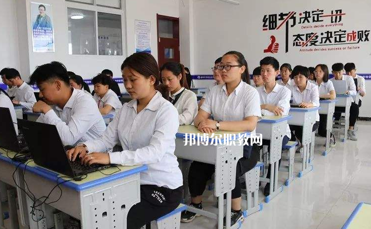 吳橋縣職業(yè)技術(shù)教育中心2022年報(bào)名條件、招生要求、招生對(duì)象