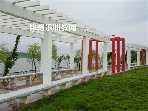 鹽津縣職業高級中學2022年招生辦聯系電話