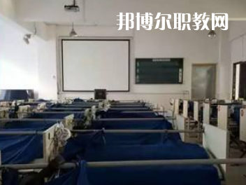 雅安職業高級中學2022年有哪些專業