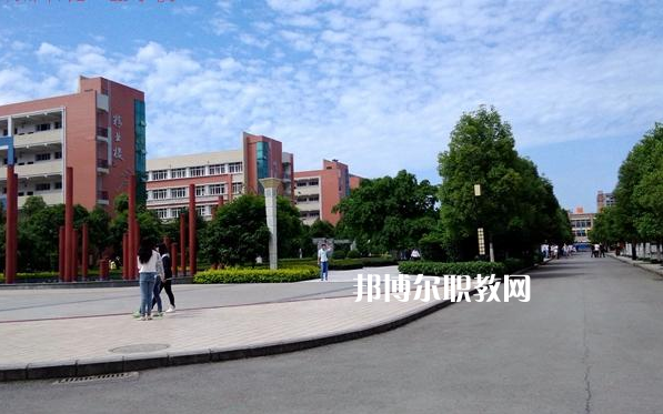 重慶南川隆化職業中學校2022年招生簡章