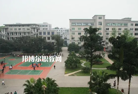 云南林業(yè)高級技工學(xué)校2022年學(xué)費、收費多少