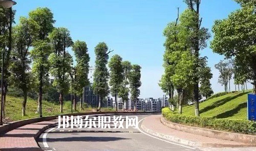 楚雄機械電子職業(yè)技術(shù)學校2022年報名條件、招生要求、招生對象