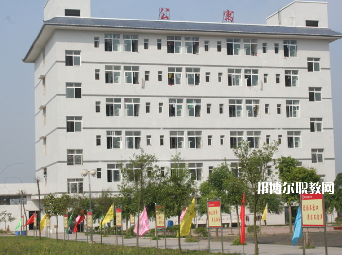 廣安武勝嘉陵職業(yè)技術(shù)學(xué)校2022年報名條件、招生要求、招生對象