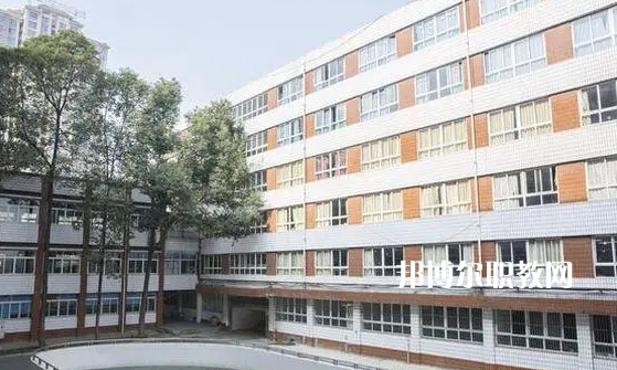 芒市職業教育中心2022年報名條件、招生要求、招生對象