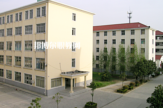 昭通衛生學校2021年招生辦聯系電話
