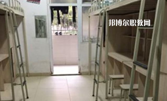 西南醫科大學護理學院附屬衛生學校2022年住宿條件
