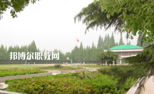 孝感高級技工學校2022年報名條件、招生要求、招生對象