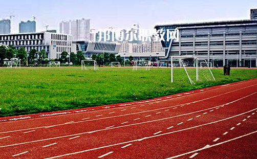 武漢第一職教中心2022年報名條件、招生要求、招生對象
