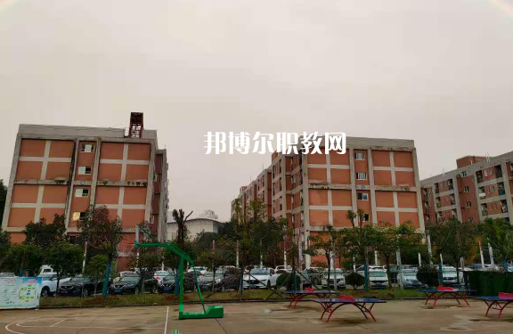 武漢凡谷電子職業(yè)技術學校2022年報名條件、招生要求、招生對象