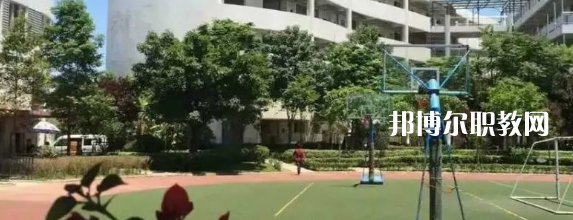 廣州輕工技師學院2021年招生辦聯系電話