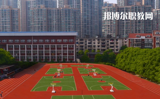湖南工業貿易學校