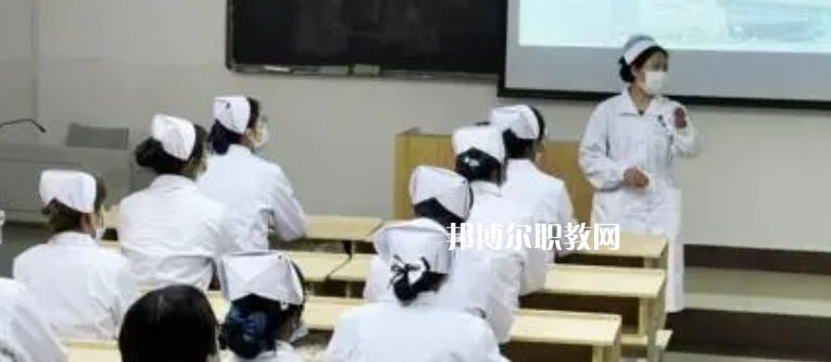 2023年女生最吃香的十大中專專業是哪些？