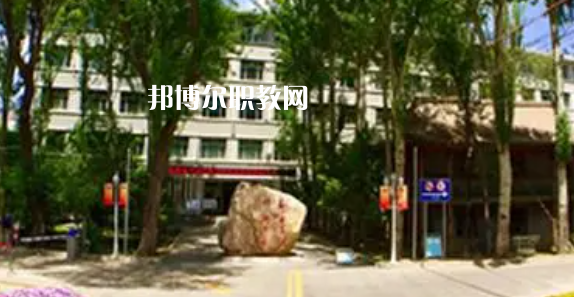 青海高職?？圃盒Ｅ琶?強