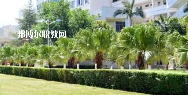 四川2023年衛(wèi)校適合女生學嗎