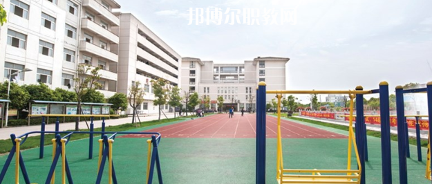 2023南京建康技工學(xué)校招生計(jì)劃 招生人數(shù)是多少(附要求、條件、對(duì)象)
