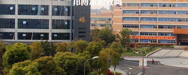 江蘇聯合職業技術學院無錫機電分院地址在哪里，哪個地區，哪個城市?
