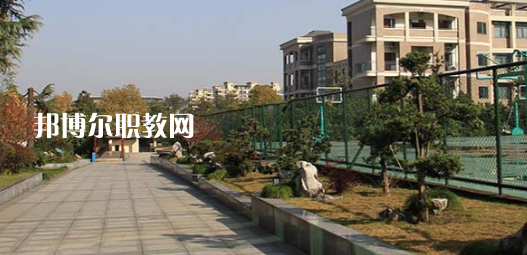 杭州市城西中學職高部地址在哪里，哪個地區，哪個城市?