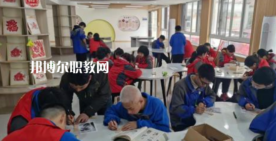 臺州市特殊教育學(xué)校地址在哪里，哪個地區(qū)，哪個城市?