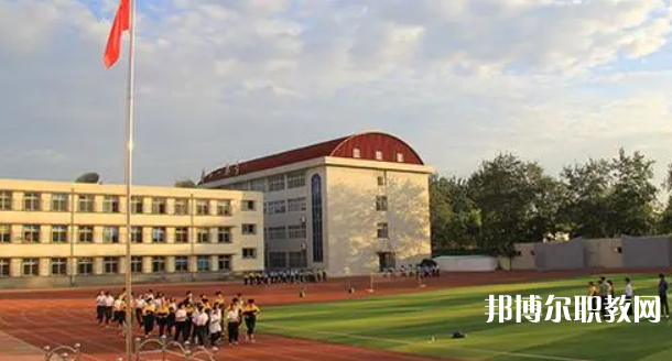 唐山市第一職業(yè)中等專業(yè)學(xué)校地址，乘車路線