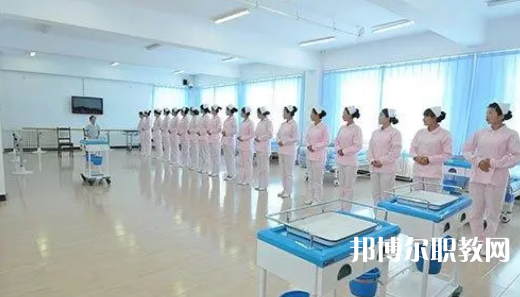 四川育英醫(yī)養(yǎng)科技技工學(xué)校2024年報(bào)名條件、招生要求、招生對(duì)象